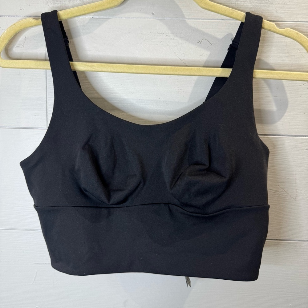 VSX Victoria’s Secret NWOT Black Sports Bra Size Medium